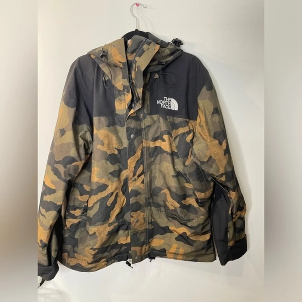 The North Face 1990‎ Mountain Jacket GTX Camo size xl